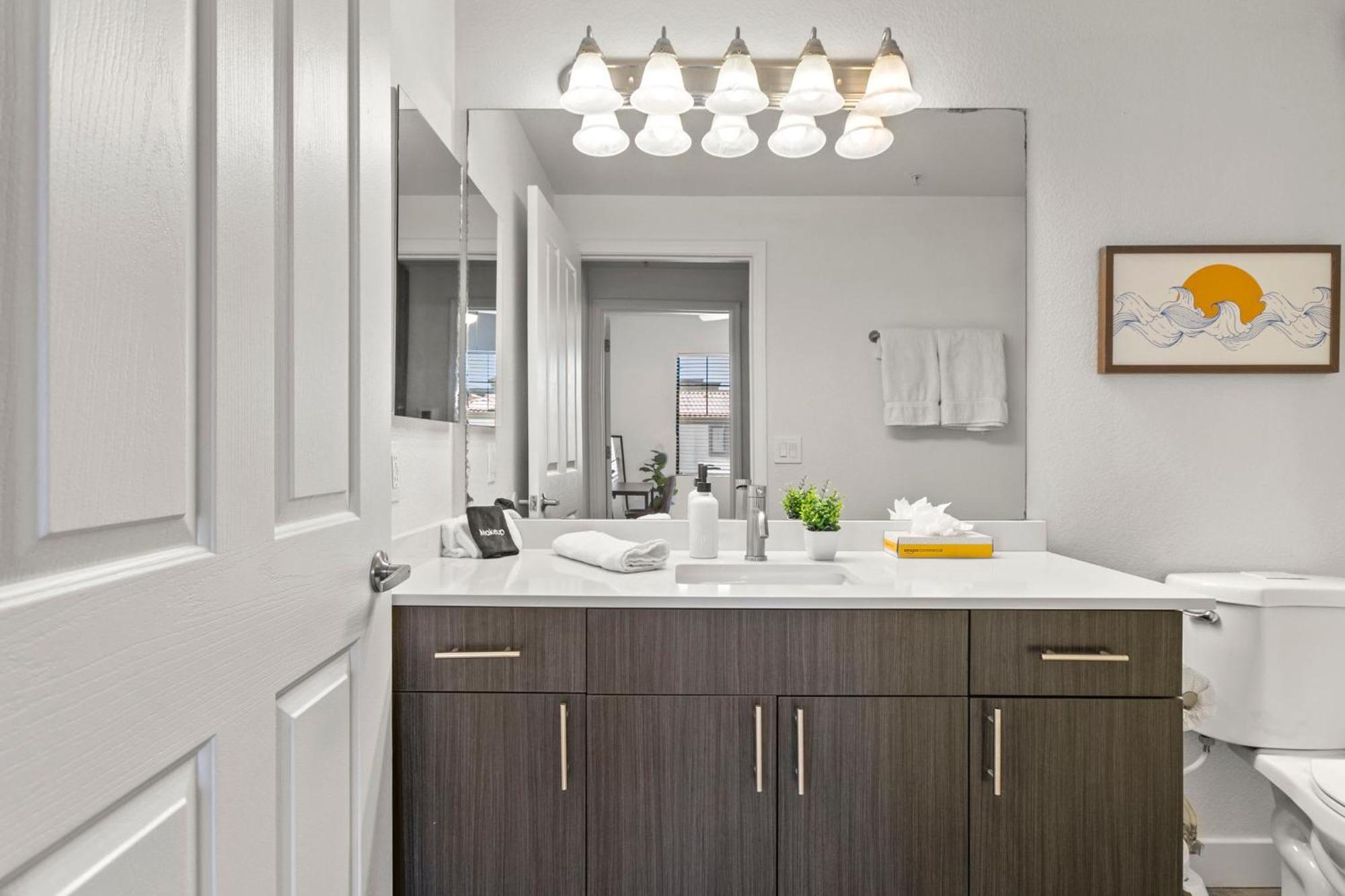 Cozysuites Glendale By The Stadium W Pool! 11 エクステリア 写真