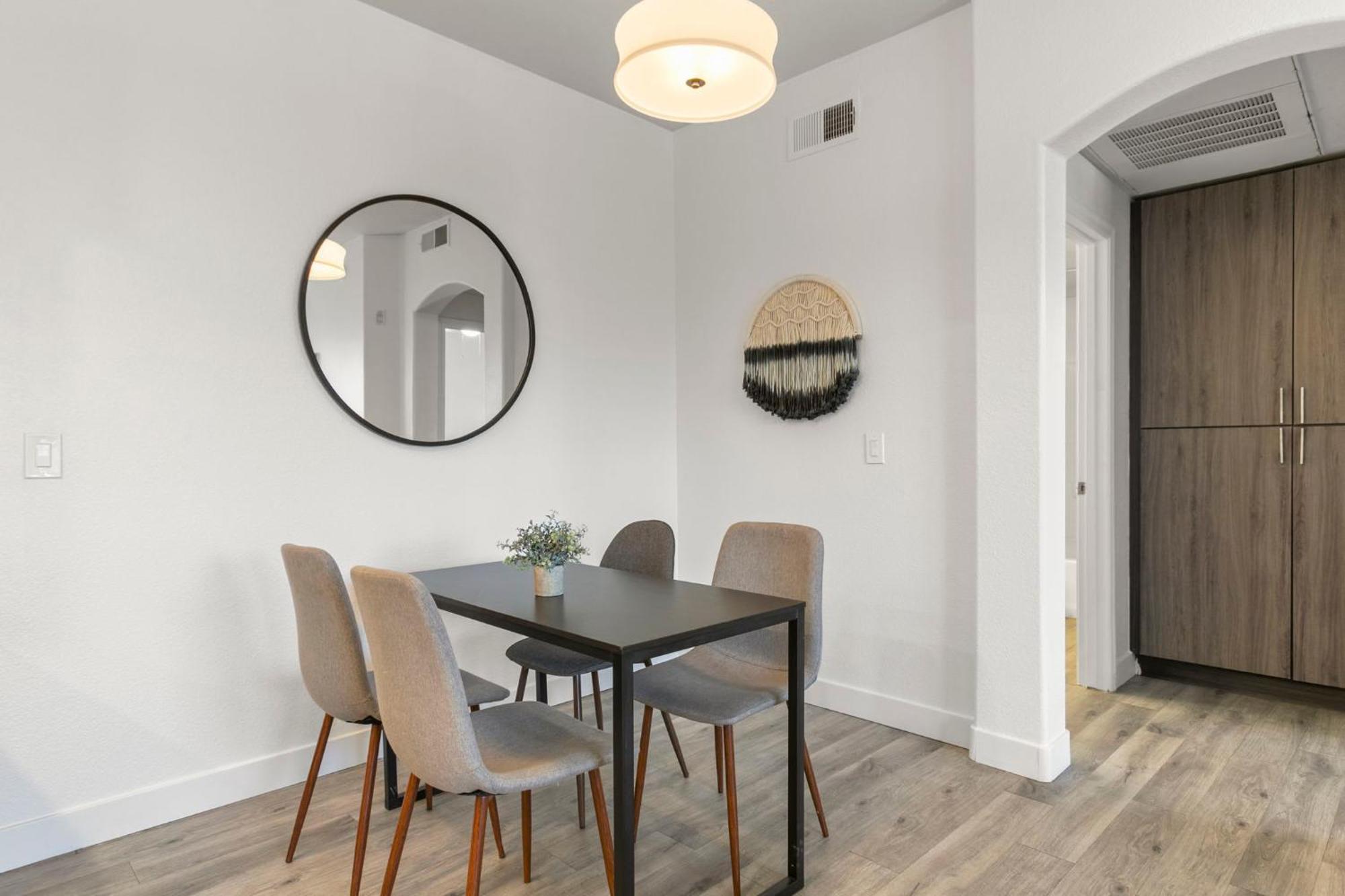 Cozysuites Glendale By The Stadium W Pool! 11 エクステリア 写真