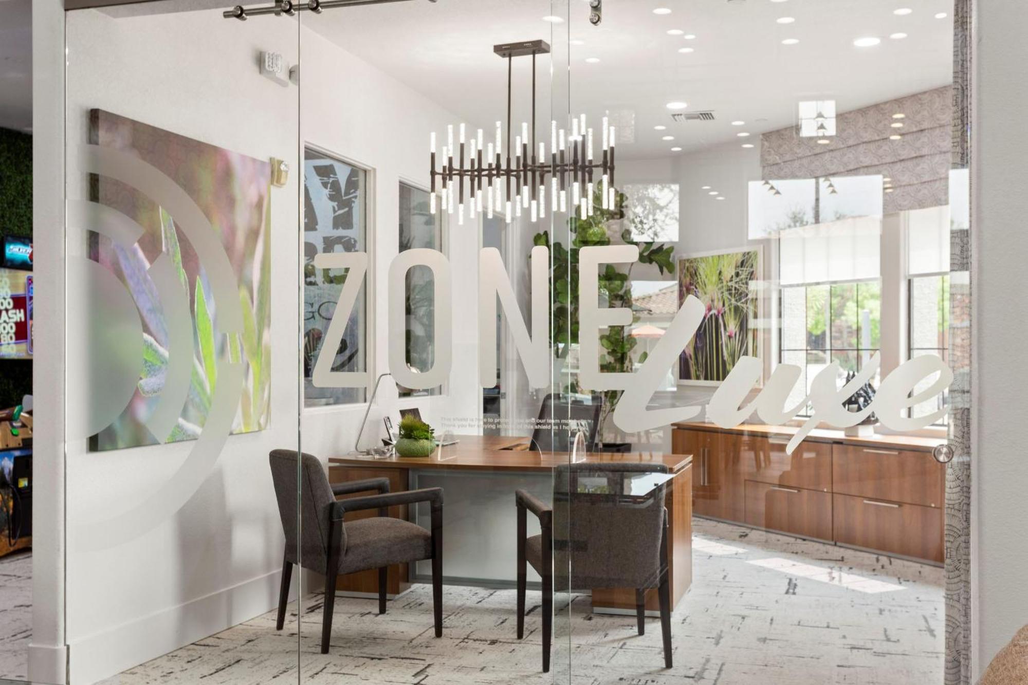 Cozysuites Glendale By The Stadium W Pool! 11 エクステリア 写真