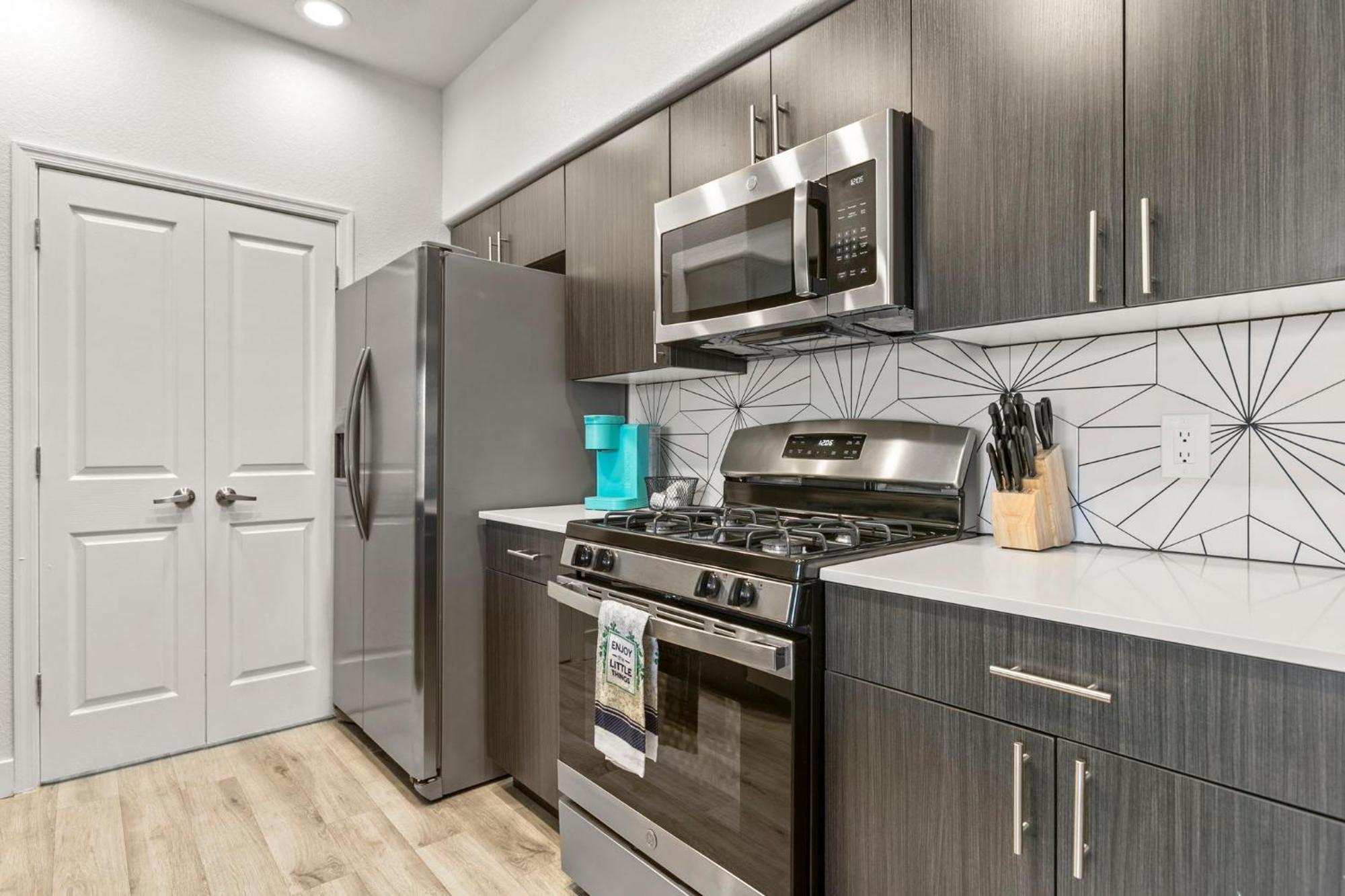 Cozysuites Glendale By The Stadium W Pool! 11 エクステリア 写真